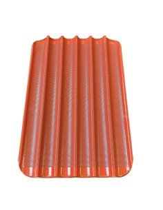 BANDEJA CON MARCO  PERFORADA ACANALADA CON MESETA 2